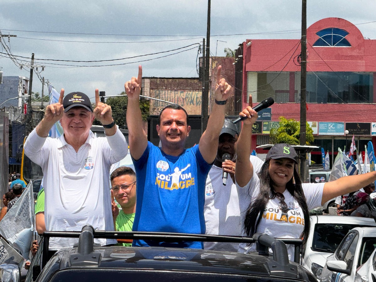 Sandro Tércio movimenta Jaboatão com carreata ao lado do Pr. Francisco Tércio