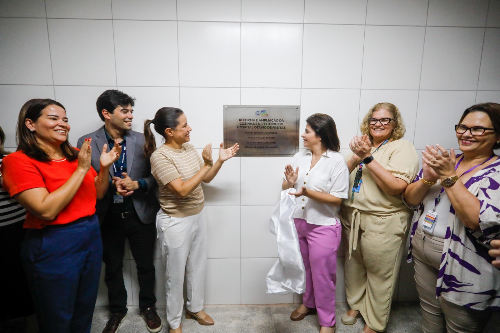 Governadora Raquel Lyra inaugura refeitório e cozinha do Hospital Otávio de Freitas