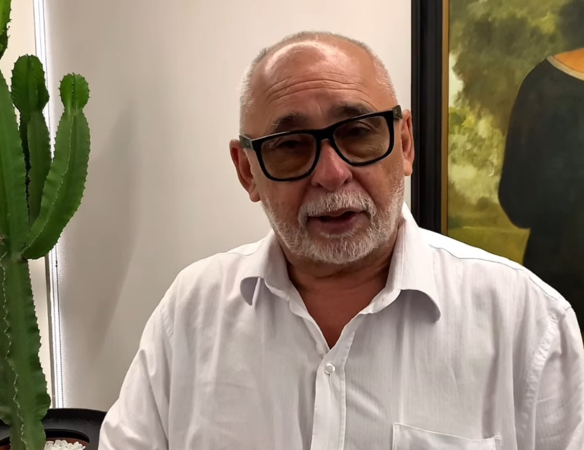 Deputado Francismar promove homenagem às servidoras mães da Alepe