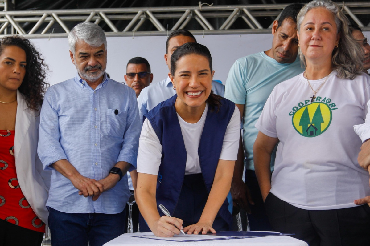 Governo de Pernambuco assina ordem de serviço para construção do novo conjunto habitacional no Recife