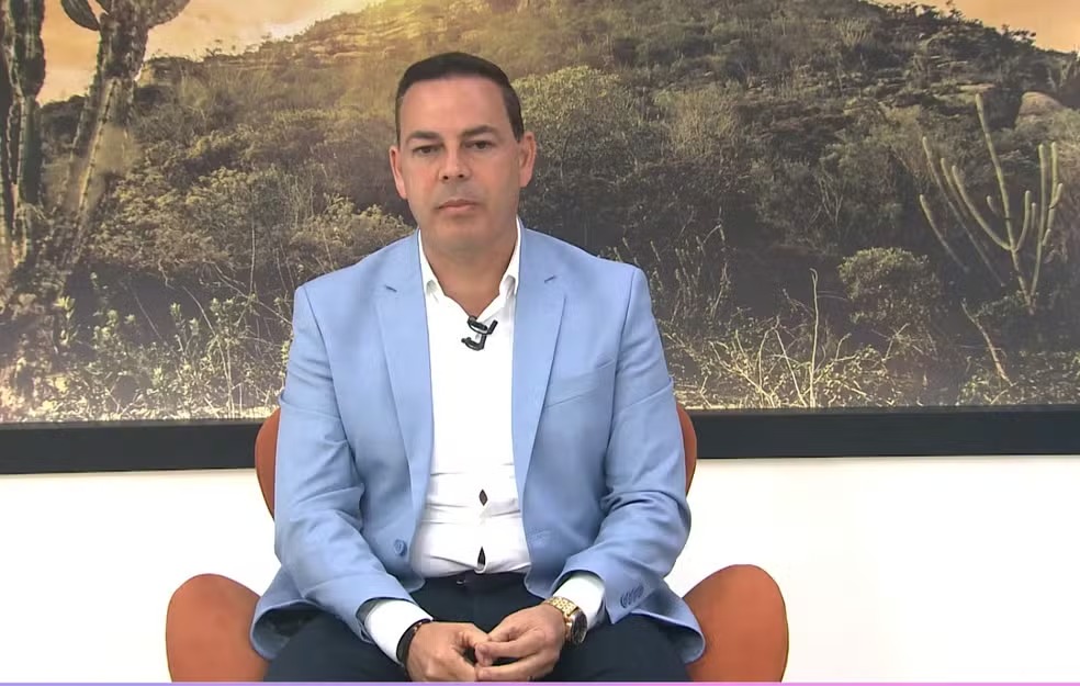 Prefeito de Garanhuns acusa governo Raquel de omitir autoria de obra