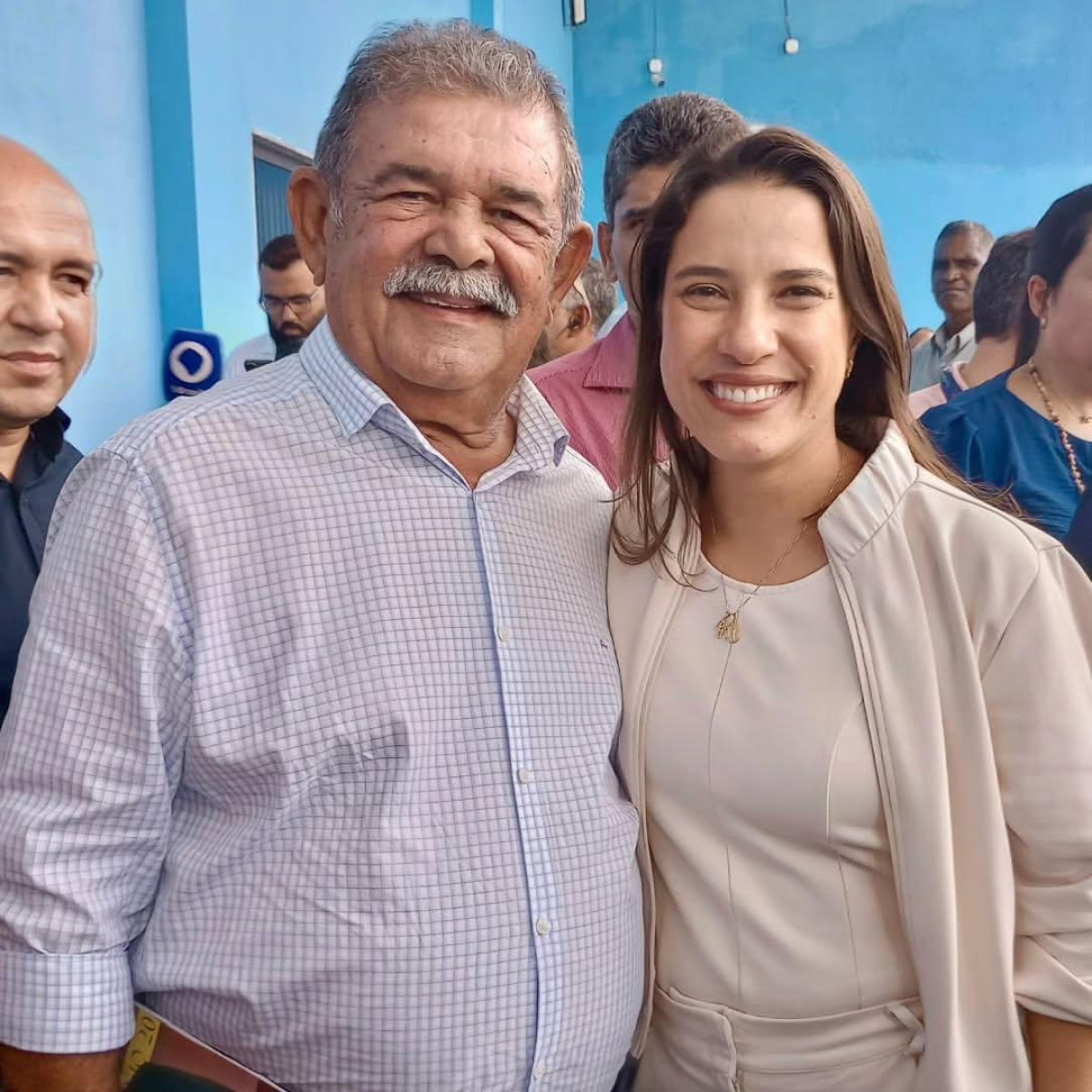 Prefeito Washington deixa o MDB e se filia ao PSD de Raquel Lyra