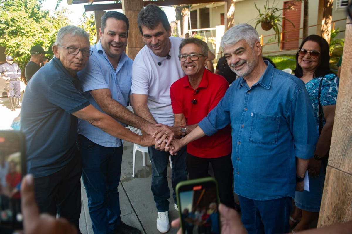 Em Feira Nova, Humberto se reúne com seis prefeitos do Agreste e da Zona da Mata