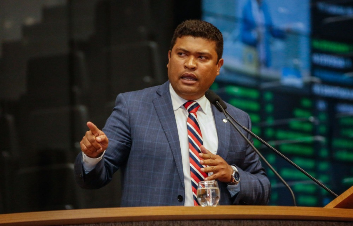 Joel da Harpa comemora bicentenário da Polícia Militar de Pernambuco