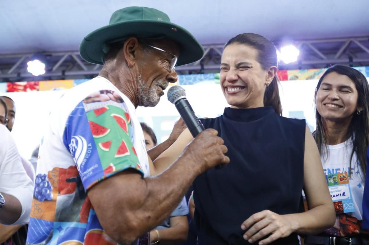 Na abertura da Feneaf, governadora Raquel Lyra autoriza compra de veículos e licita aquisição de sementes para produtores pernambucanos em pacote de R$ 27,5 milhões