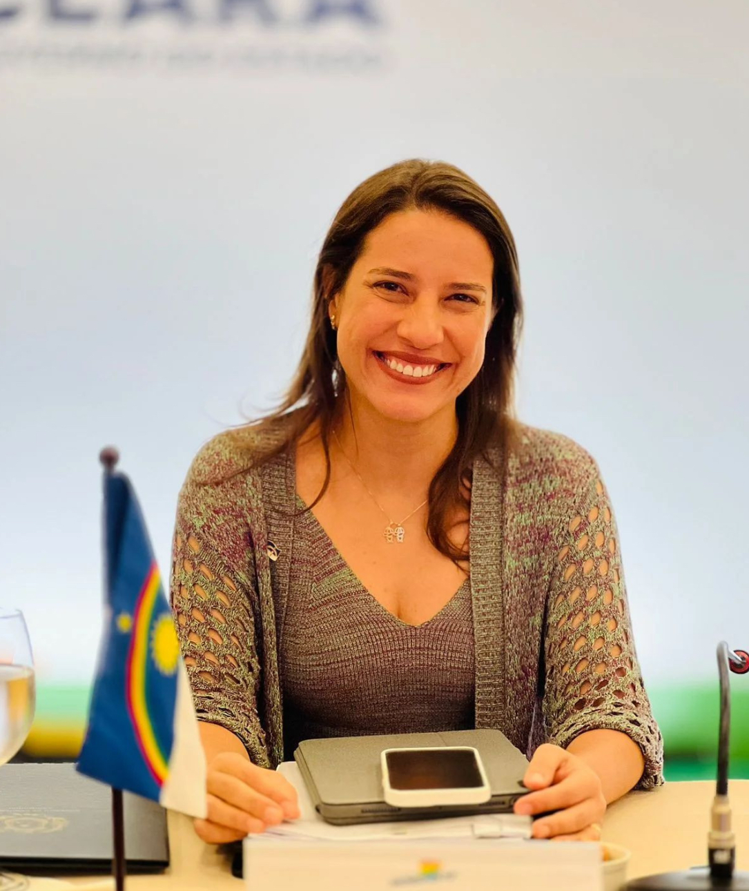 Governadora Raquel Lyra sanciona junto a deputados estaduais lei que autoriza contratação de empréstimo de R$ 1,5 bilhão e assina ordem de serviço para restauro da Igreja de São Pedro Mártir, em Olinda