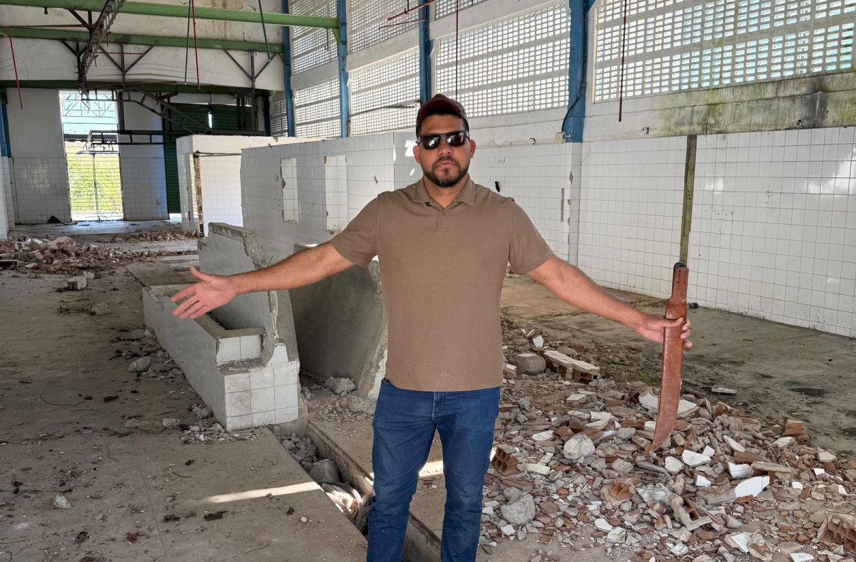 Deputado Abimael Santos denuncia roubo de máquinas no Abatedouro Regional de Quipapá