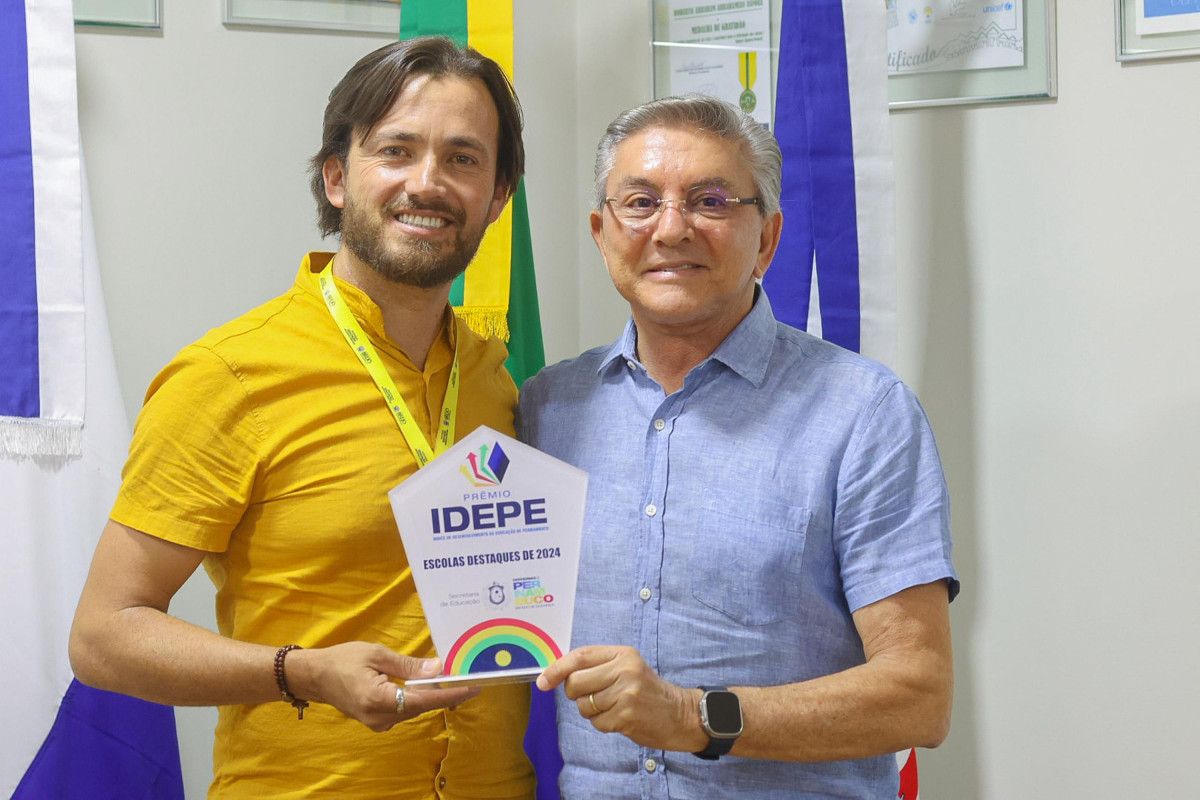 Brejo da Madre de Deus recebe Prêmio do IDEPE