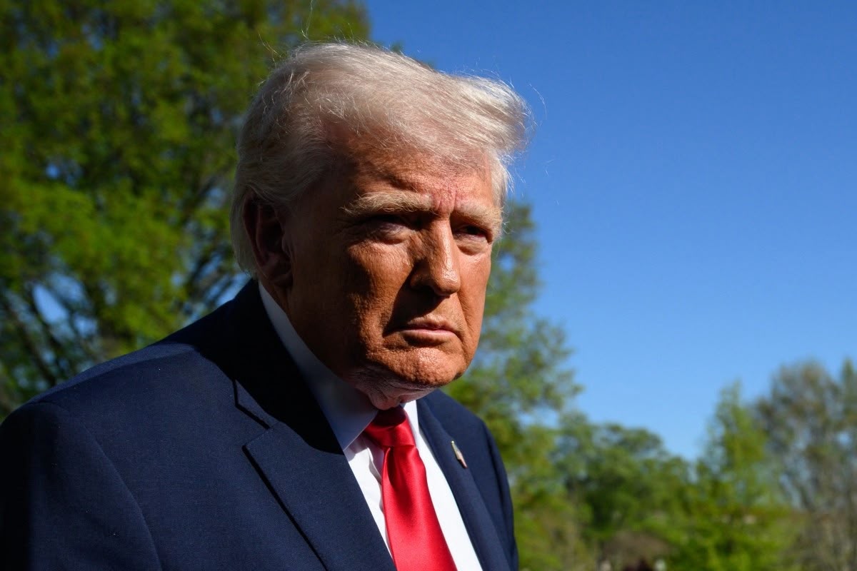 Trump diz que Irã entrou em contato querendo acordo após bombardeios dos EUA ao país