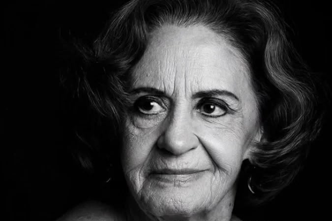 Morre a atriz Laura Cardoso, pioneira da teledramaturgia brasileira, aos 98 anos
