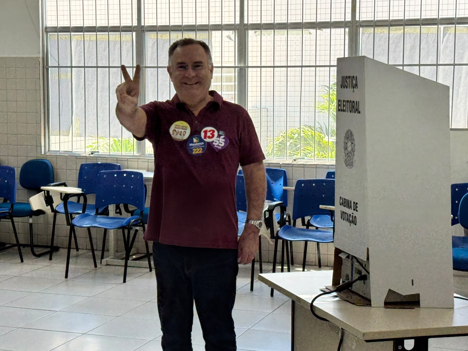 Zeca vota em Arcoverde confiante na vitória de Raquel, Marcelo e Gustavo: “Arcoverde precisa continuar tendo voz”